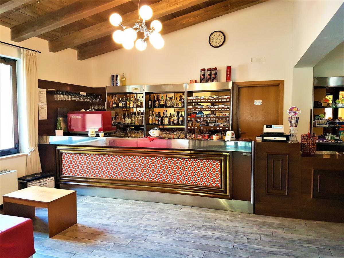 Hotel Del Lago Ampollino Caprara  ภายนอก รูปภาพ